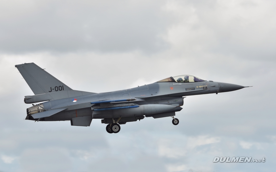 F-16AM J-001 VKL